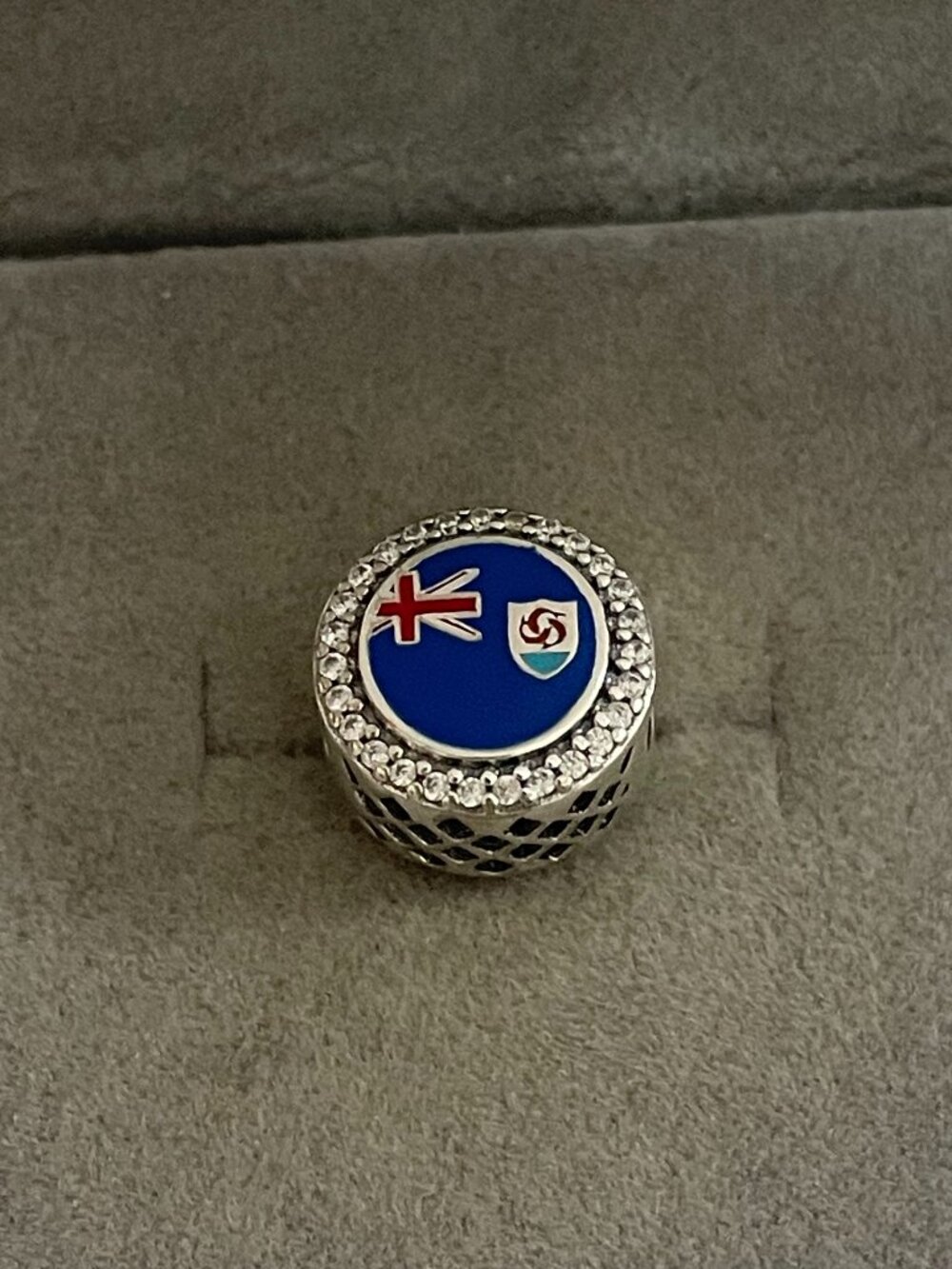 Pandora Anguilla Flag Charm